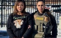 “太阳花女神”美国被捕她被“”当工具使用了​11年